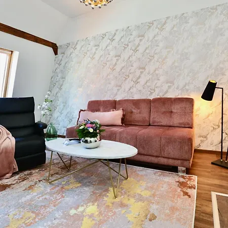 Am Steiger 2 - Direkt Am Erfurter Steigerwald - Vollausstattung - Wlan - Badewanne Mit Flat - Wasserbett